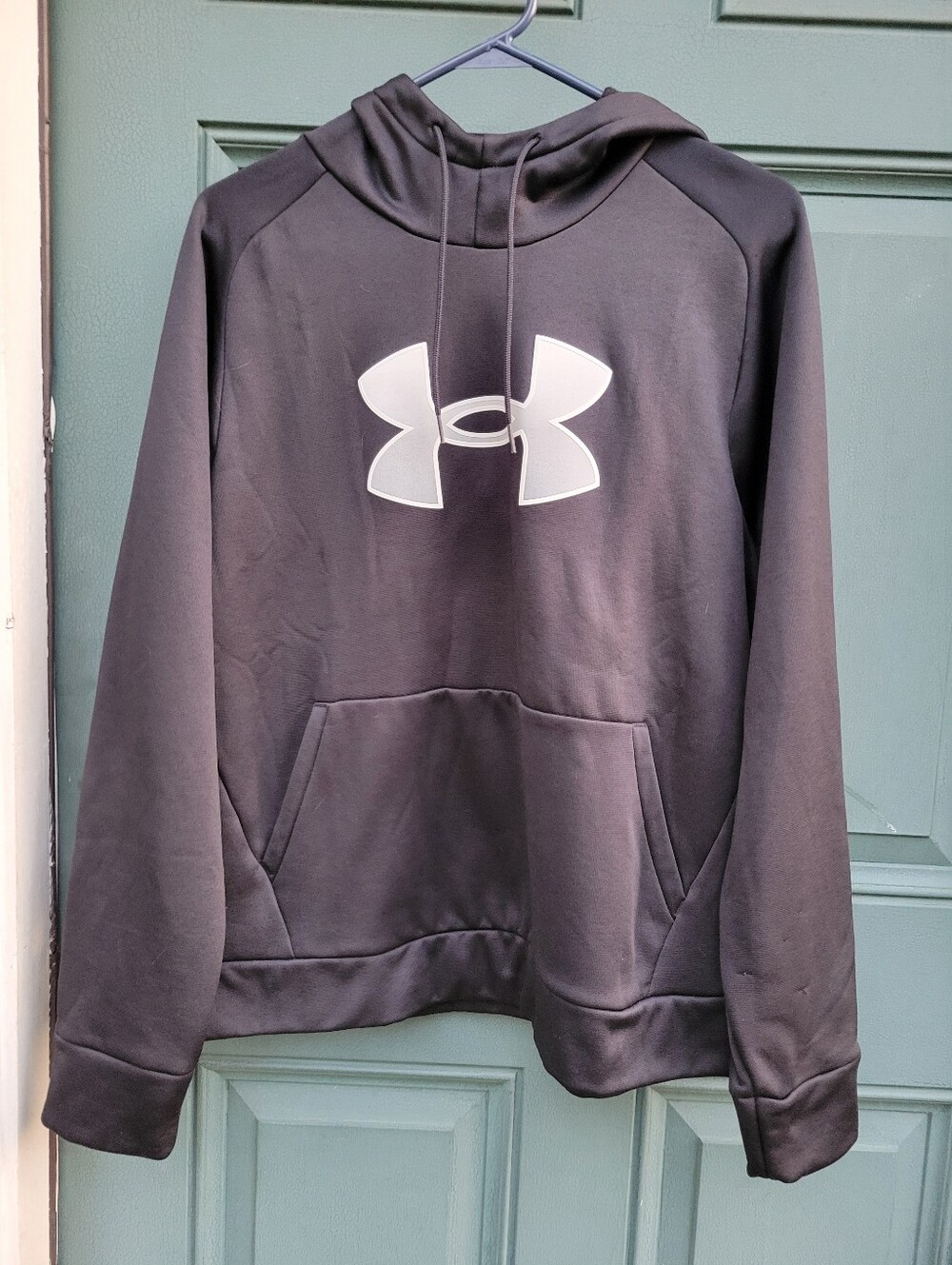 Under Armour Men's XL Black Fleece Hoodie with Grey Logo Loose Fit